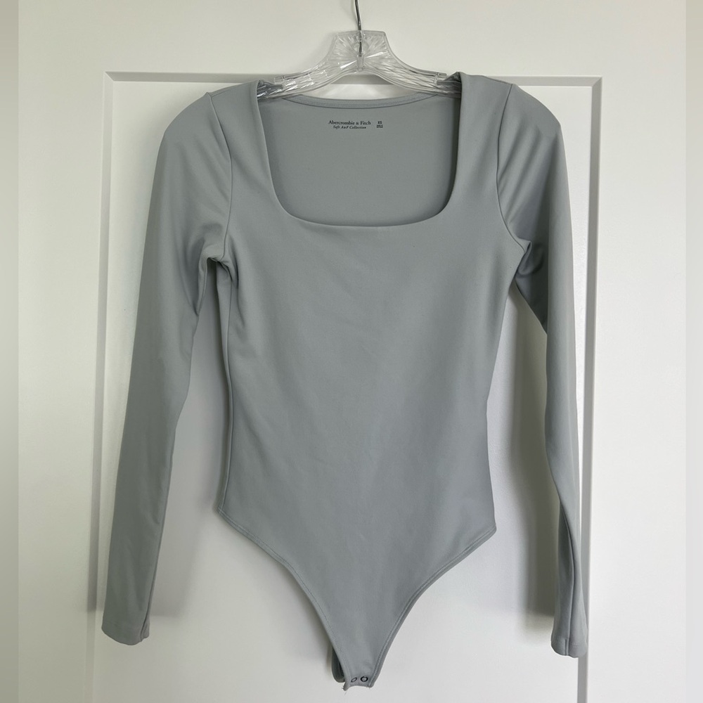 Abercrombie’s soft collection long sleeve square neck body suit